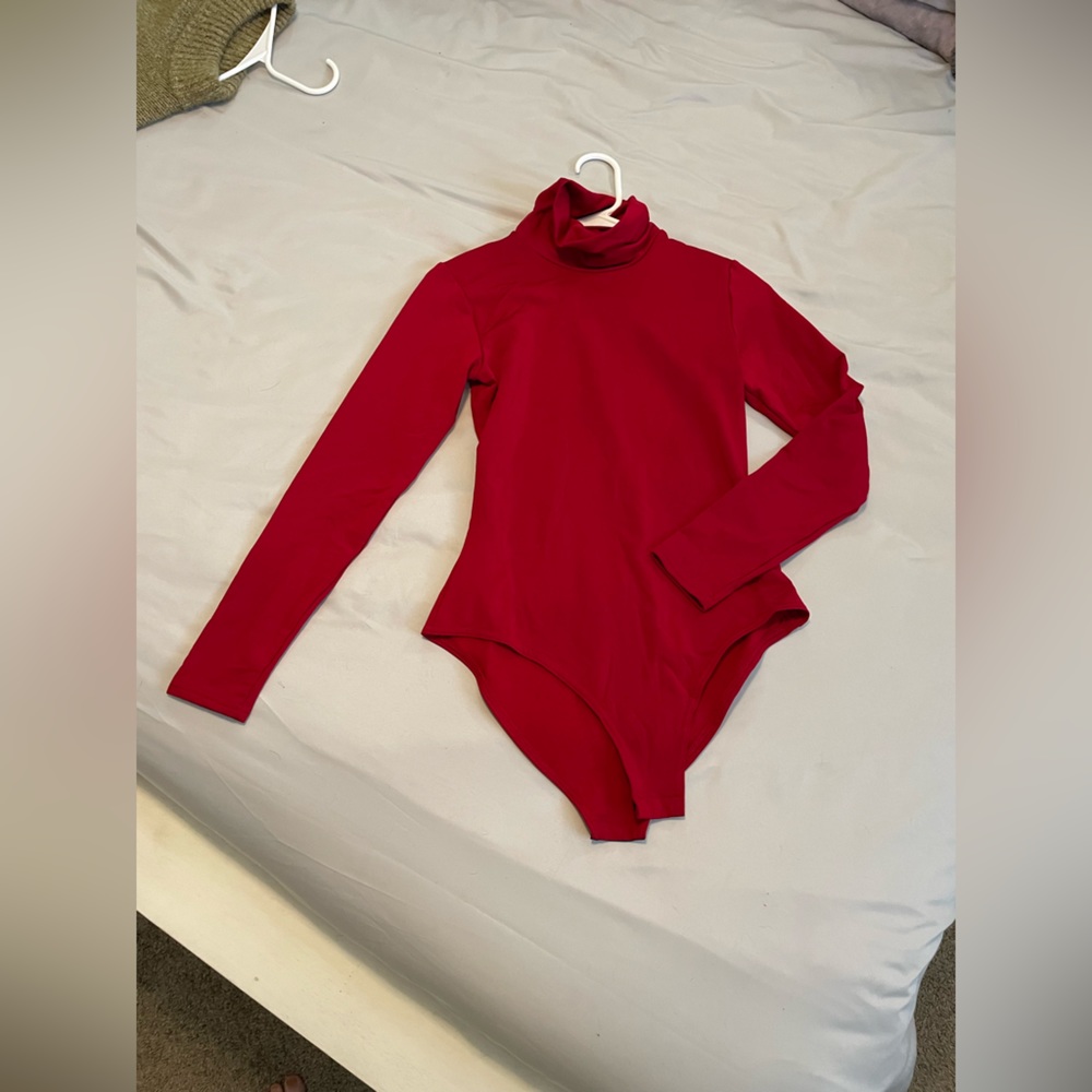 EUC ✨ | Red Turtleneck Bodysuit ❤️